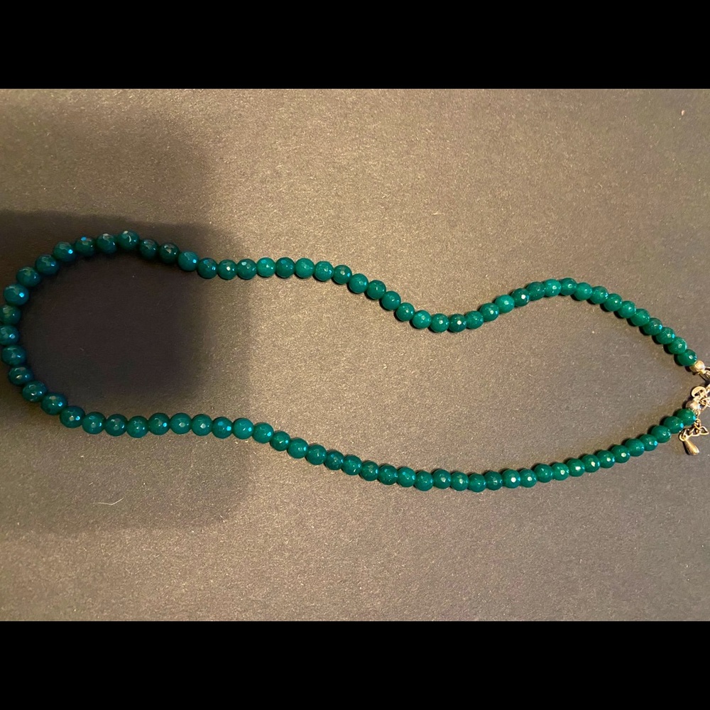NWOT GREEN FACETED BEAD STERLING NECKLACE